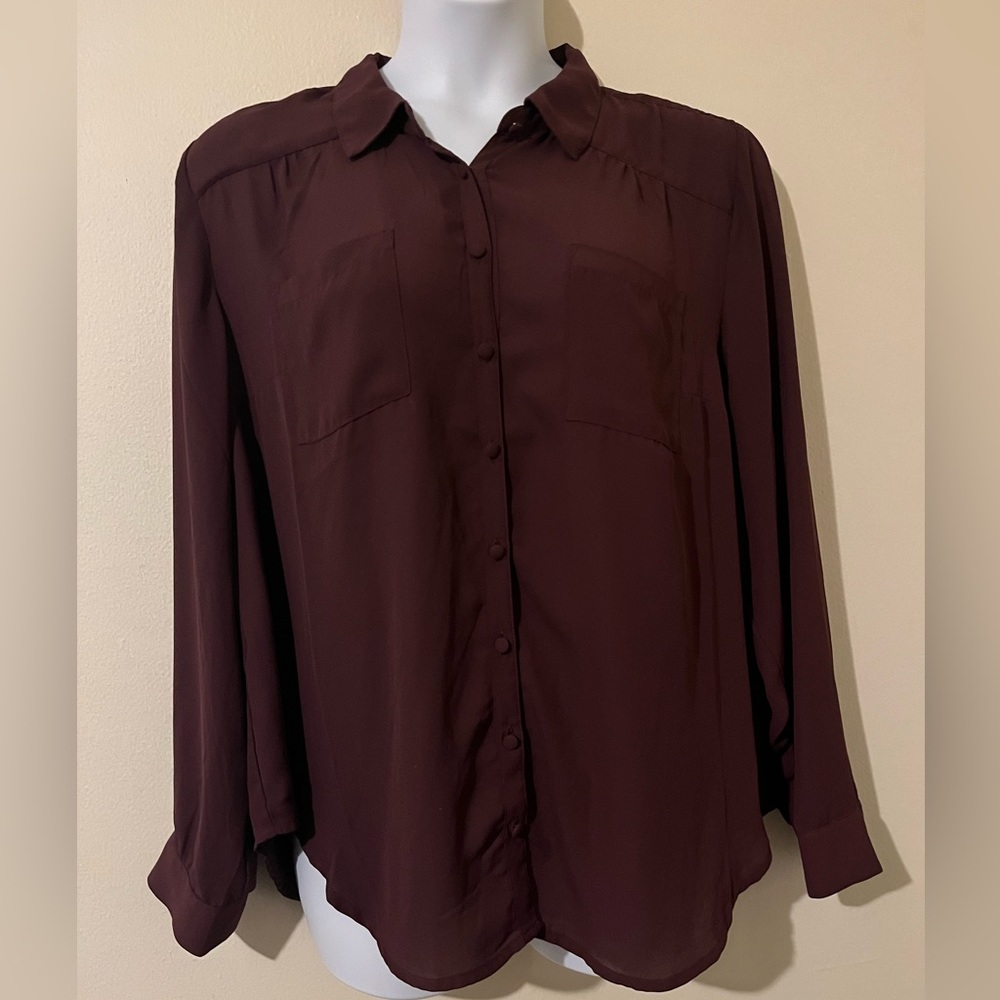 Torrid Burgundy button up top. Torrid size 2 (18/20).